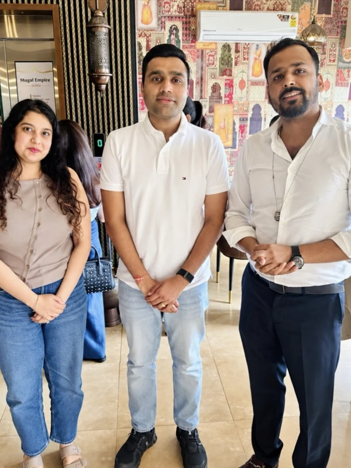 Guests photographed during the Adani family's visit to Tajnuma, Agra